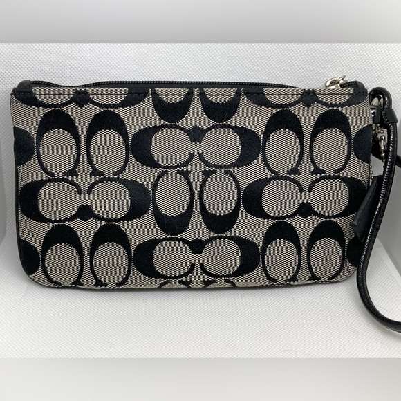 Coach Black Clutch NWOT - Picture 2 of 5